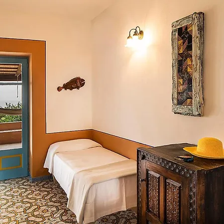 Hotel Mamma Santina 4*