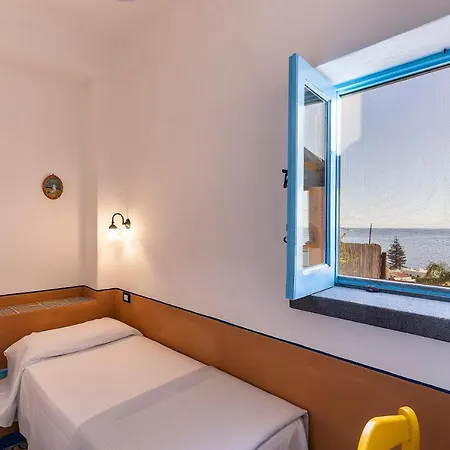 Mamma Santina 4* Santa Marina Salina