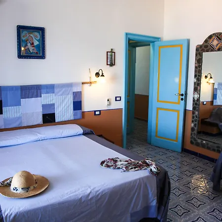 Mamma Santina 4* 산타마리나살리나